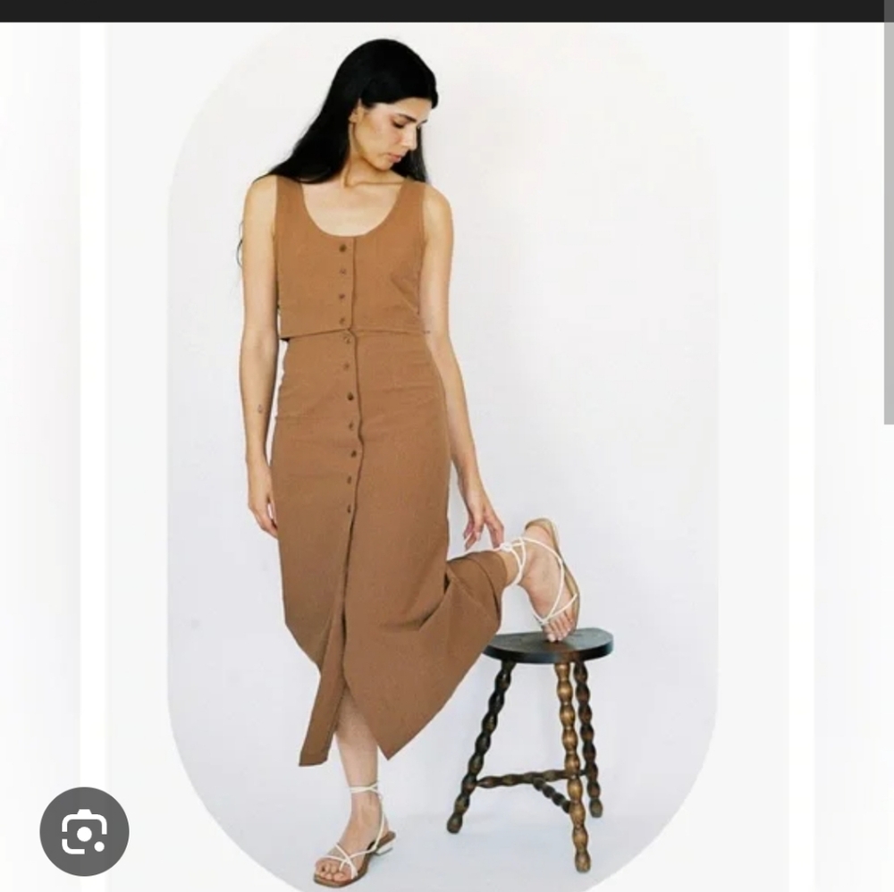 OZMA Women's Midi Skirt in Warm Brown